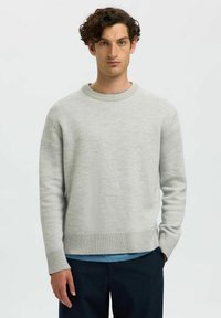 Пуловер Пуловер