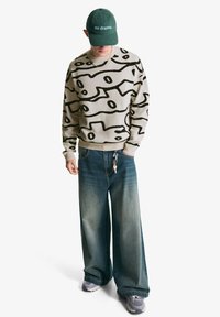 Пуловер Пуловер