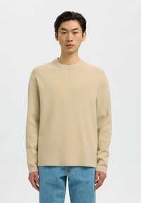 Пуловер Пуловер