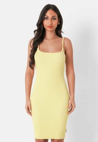 Вязаное платье Вязаное платье