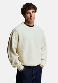 Пуловер Пуловер