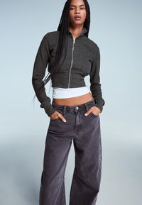 Толстовка Толстовка