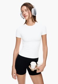 Футболка Футболка