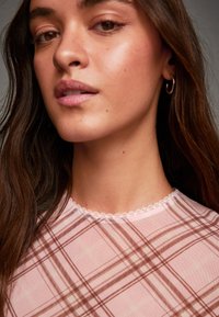 Футболка Футболка