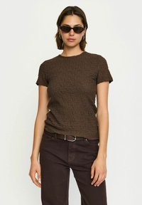 Футболка Футболка