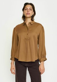 Блузка Блузка