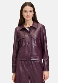 Короткая куртка Короткая куртка