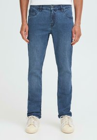 Прямые джинсы Прямые джинсы