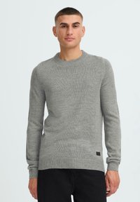 Пуловер Пуловер