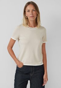 Футболка Футболка