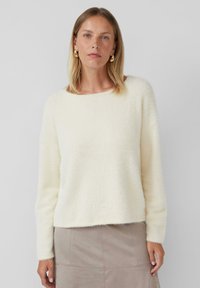 Пуловер Пуловер