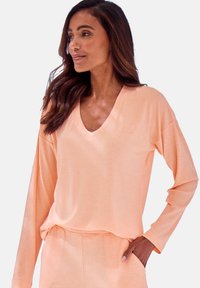 Майка Майка