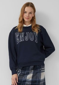 Толстовка Толстовка