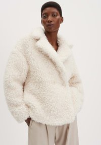 Зимняя куртка Зимняя куртка