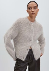 Жилет Жилет