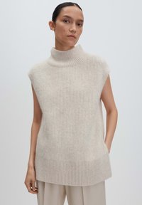 Пуловер без рукавов Пуловер без рукавов