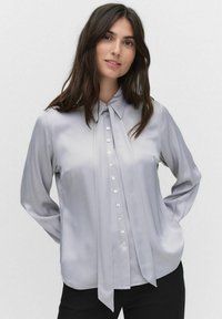 Блузка-рубашка Блузка-рубашка