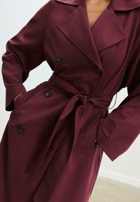 Тренч Тренч