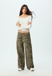 Лонгслив Лонгслив