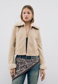 Кожаная куртка Кожаная куртка