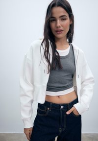 Толстовка Толстовка