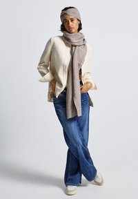 Головной убор Головной убор