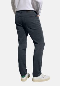 Брюки Брюки