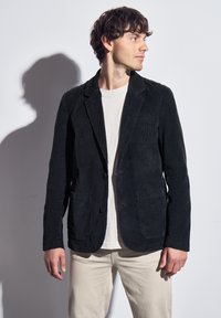 Пиджак Пиджак