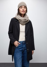 Головной убор Головной убор