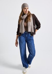 Головной убор Головной убор