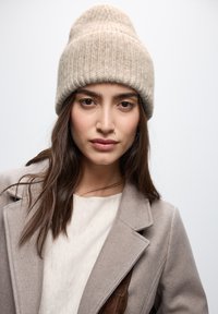 Головной убор Головной убор