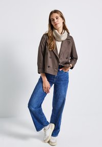 Круглый шарф Круглый шарф