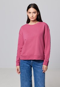 Толстовка Толстовка