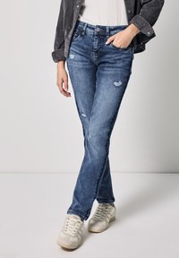 Джинсы Джинсы