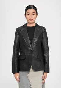 Блейзер Блейзер