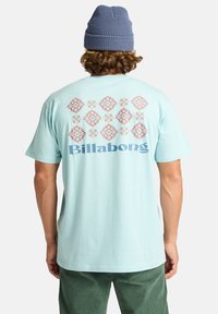 Футболка Футболка