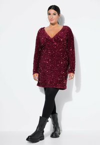 Коктейльное платье Коктейльное платье