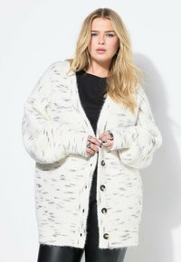 Длинный кардиган Длинный кардиган