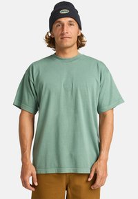 Футболка Футболка