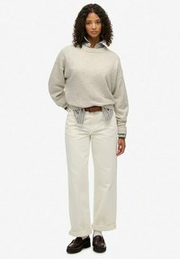 Пуловер Пуловер