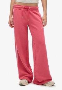 Широкие брюки Широкие брюки