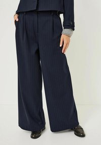 Брюки Брюки