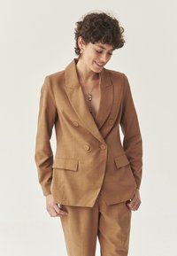 Блейзер Блейзер