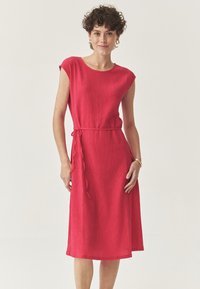 Платье Платье