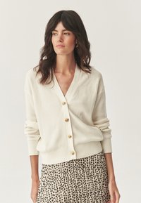 Вязаная кофта Вязаная кофта