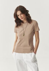 Блузка Блузка