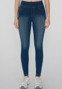 Треггинсы Треггинсы