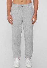 Спортивные штаны Спортивные штаны