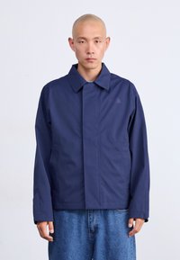 Жилет Жилет