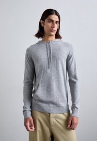 Пуловер Пуловер